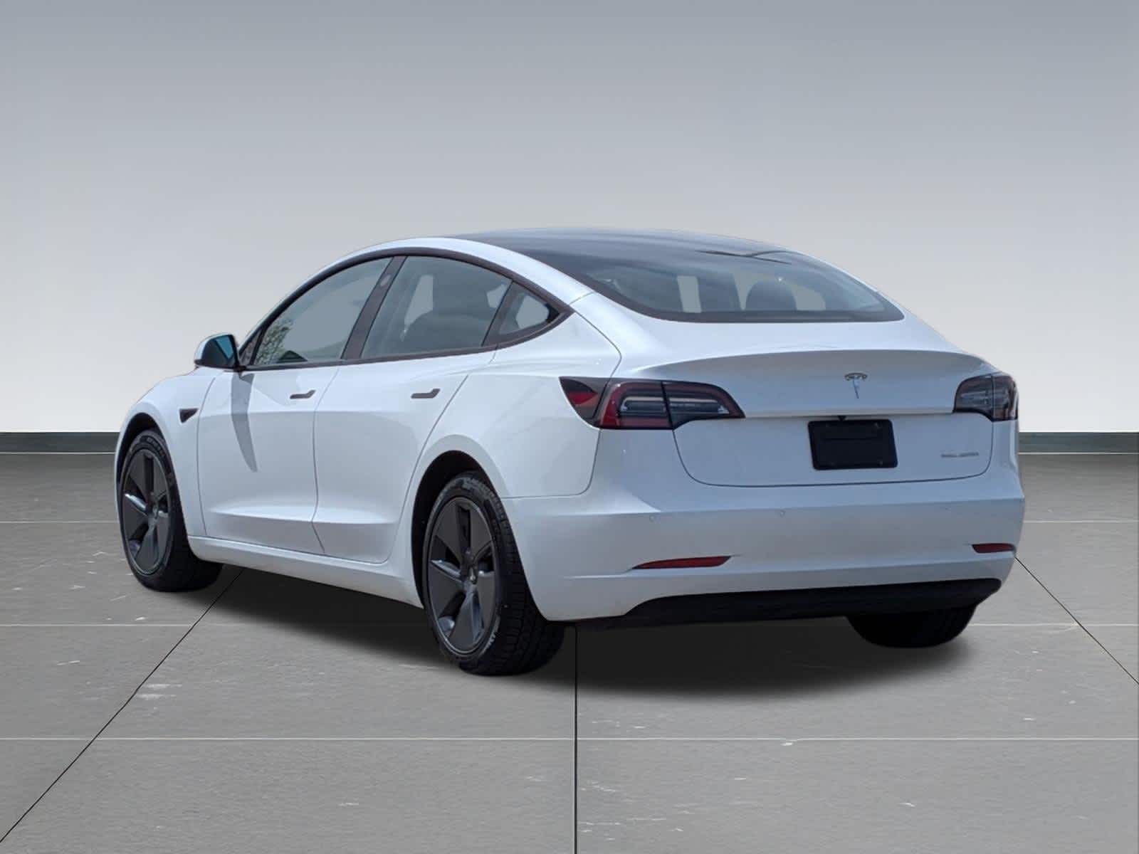 Thumbnail: 2022 Tesla Model 3 - 3