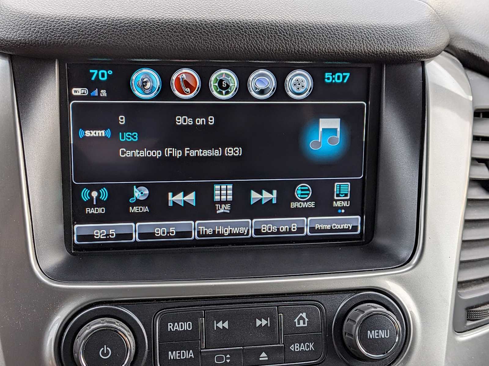 Thumbnail: 2019 Chevrolet Suburban - 30