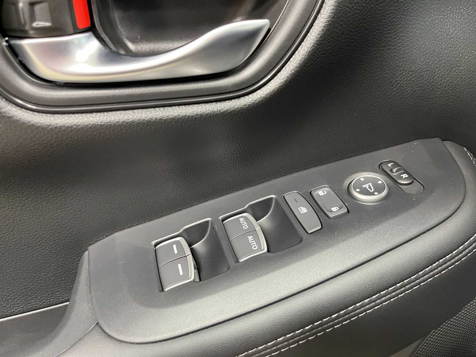 Thumbnail: 2026 Honda HR-V - 12