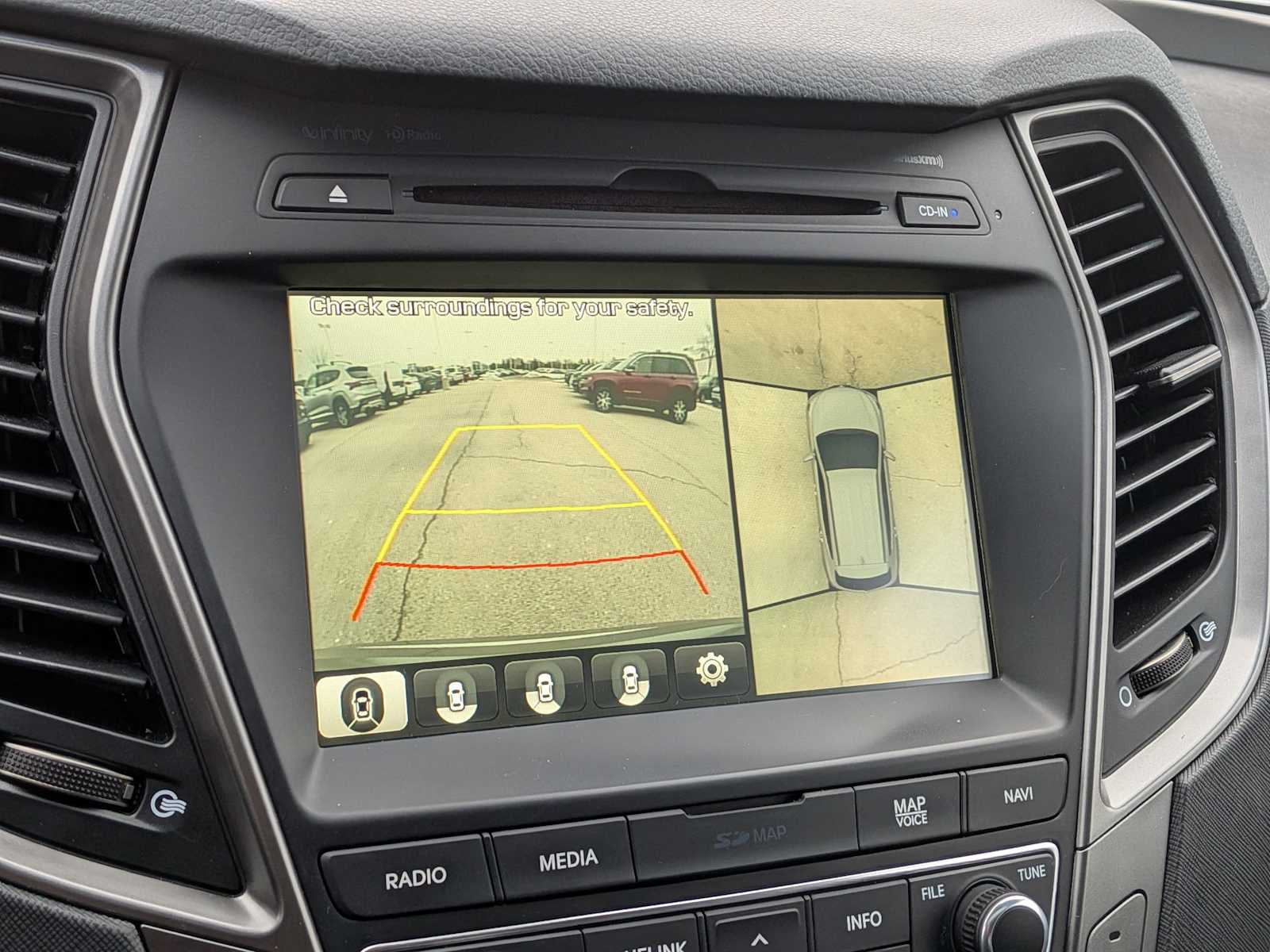 Thumbnail: 2017 Hyundai Santa Fe - 27