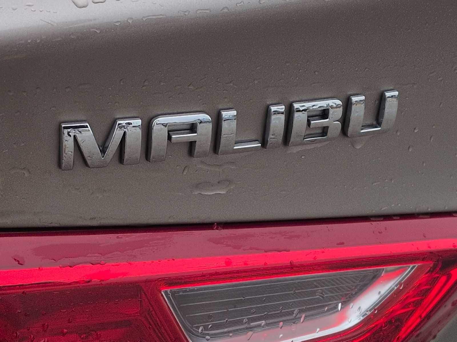 Thumbnail: 2023 Chevrolet Malibu - 12
