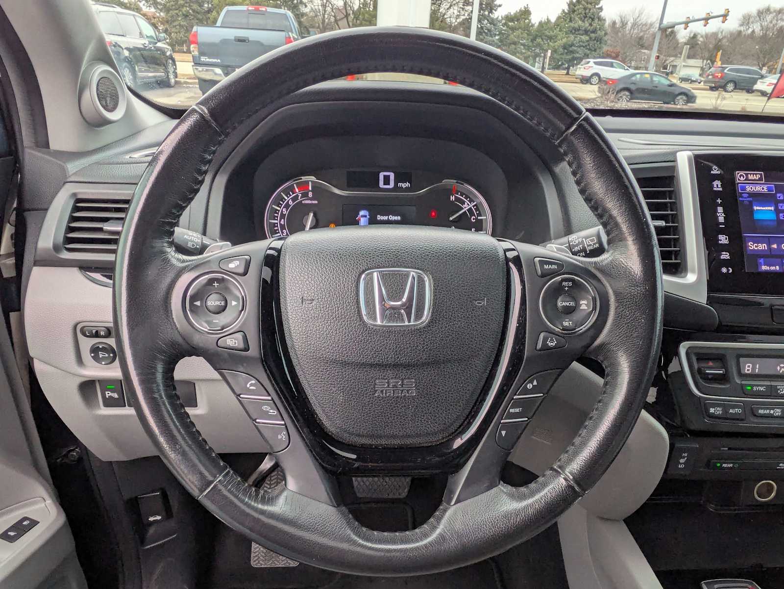 Thumbnail: 2018 Honda Pilot - 22