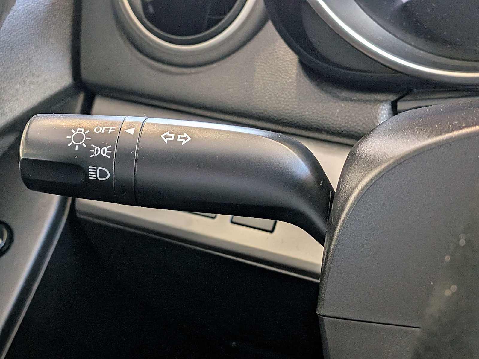 Thumbnail: 2013 Mazda Mazda3 - 24