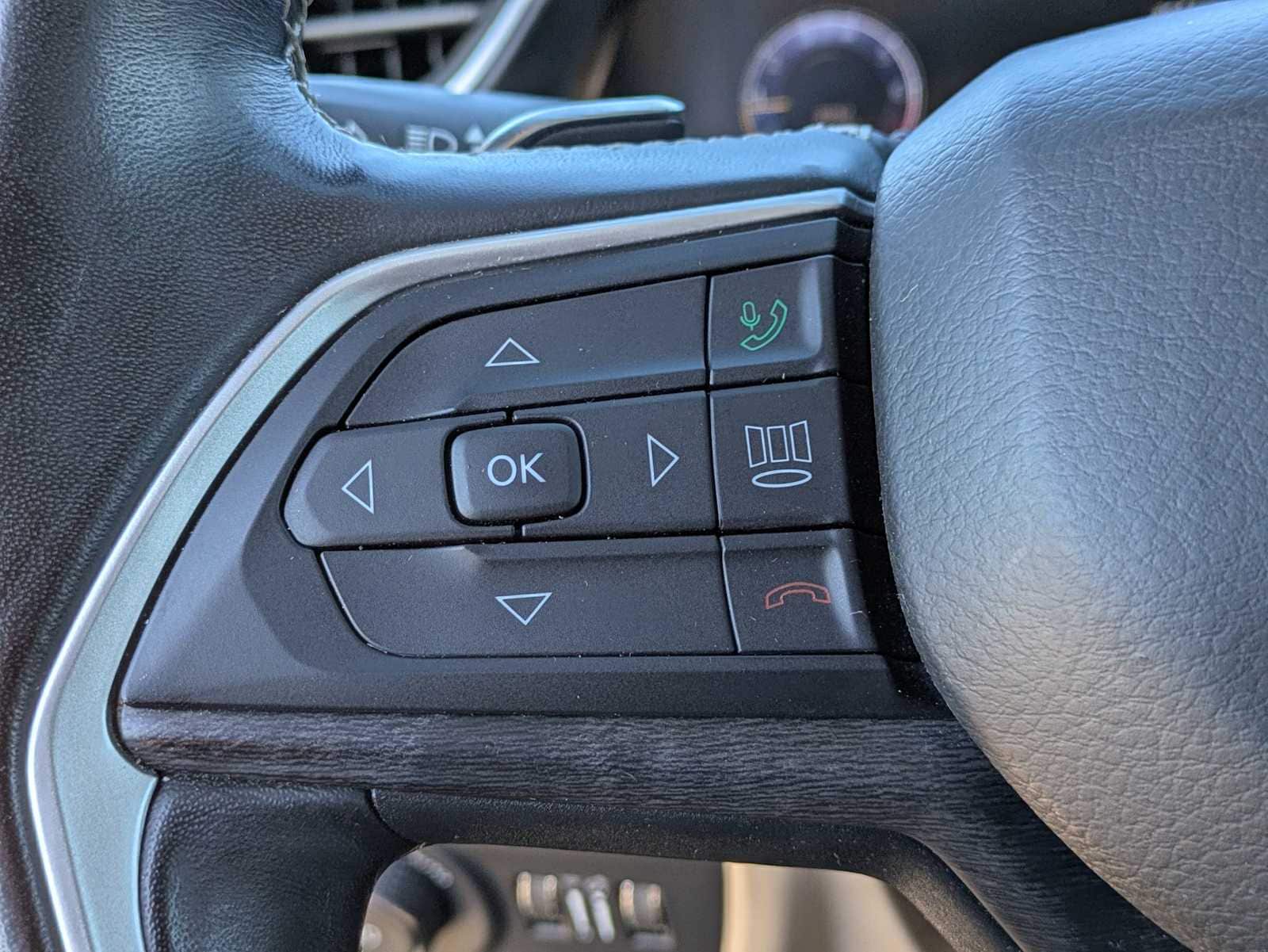 Thumbnail: 2021 Jeep Grand Cherokee L - 24