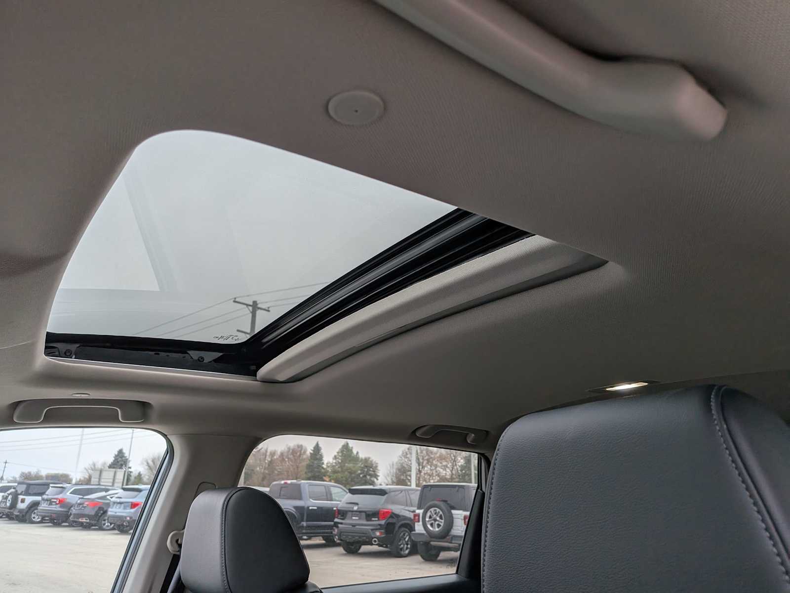 Thumbnail: 2023 Honda CR-V - 19