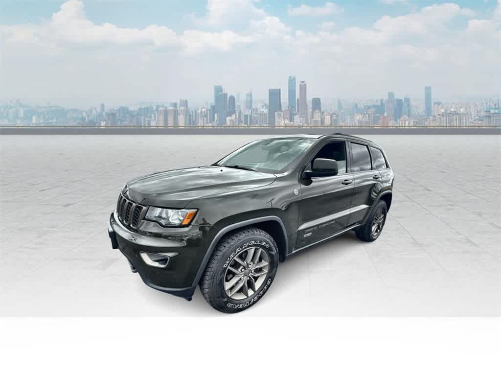Thumbnail: 2016 Jeep Grand Cherokee - 1