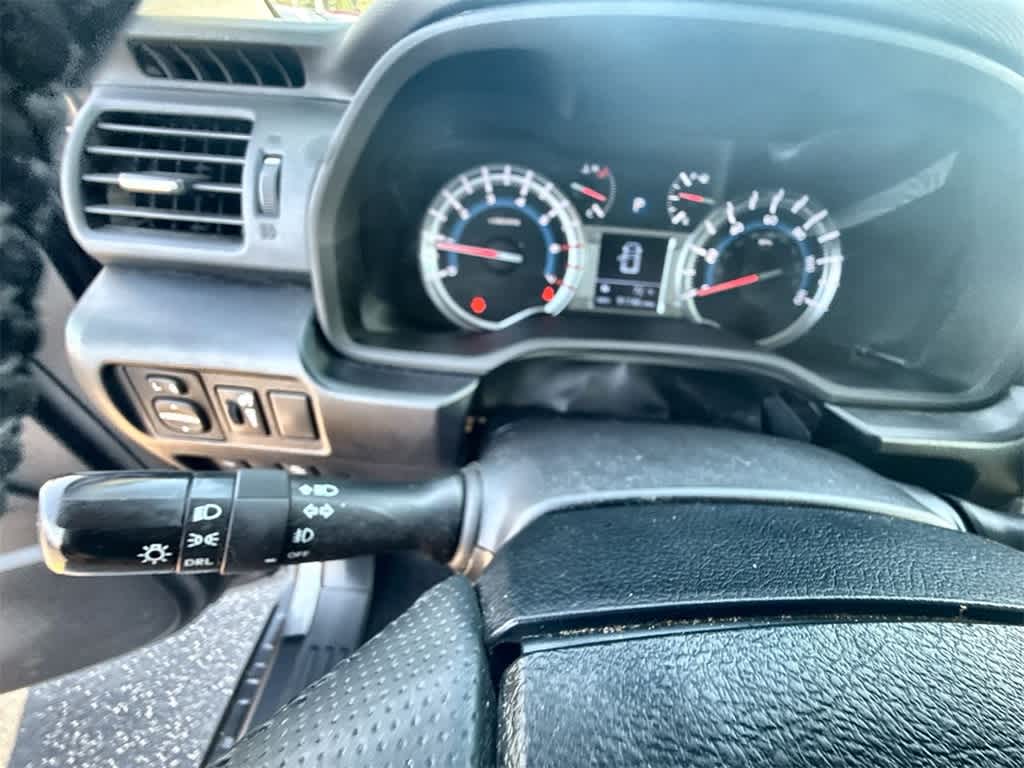 Thumbnail: 2019 Toyota 4Runner - 26