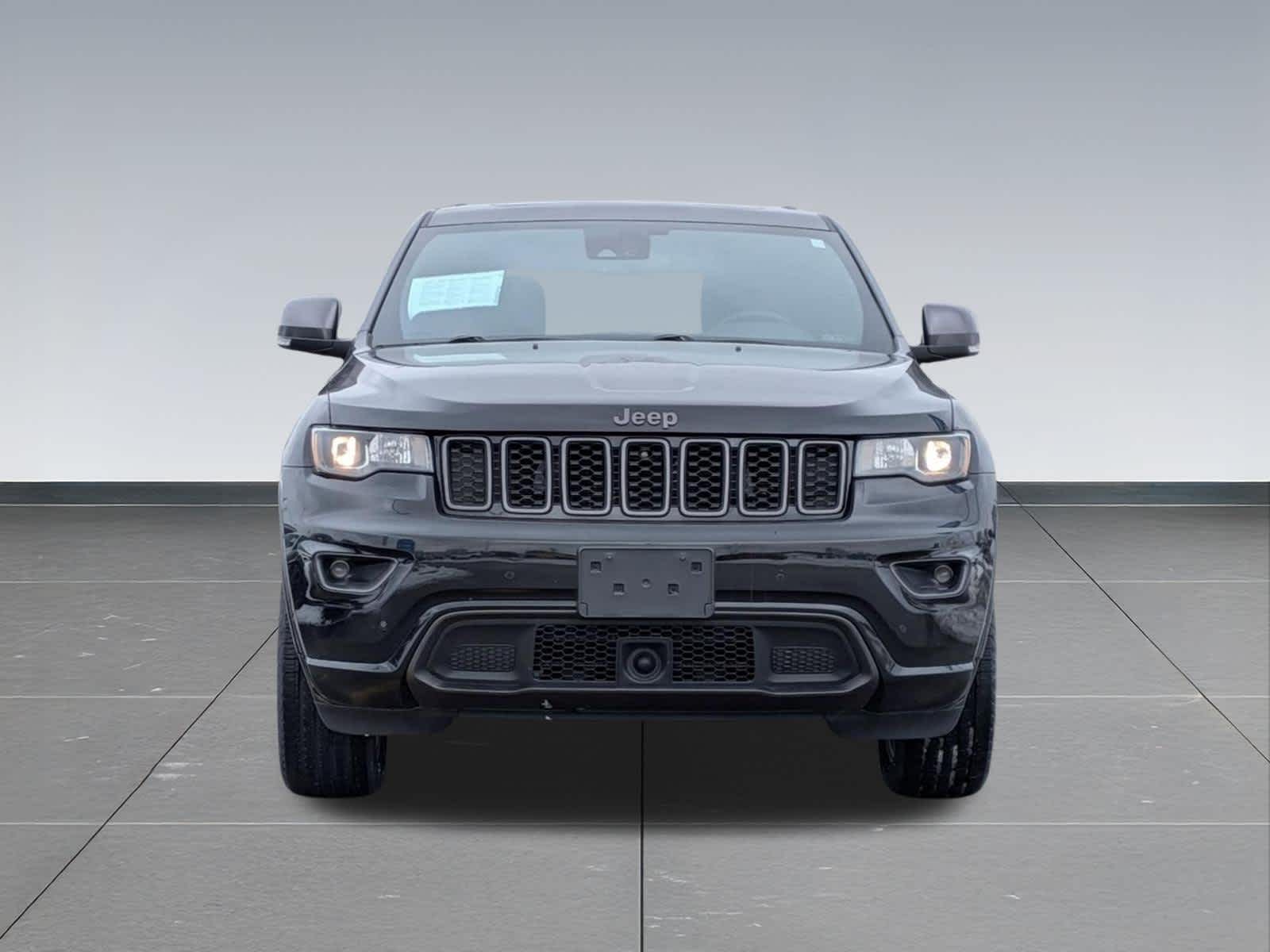 Thumbnail: 2021 Jeep Grand Cherokee - 9