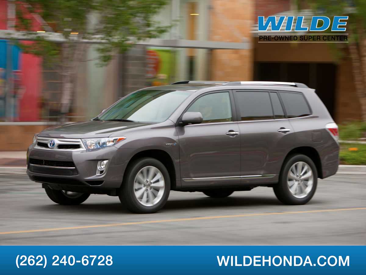 Thumbnail: 2012 Toyota Highlander - 1