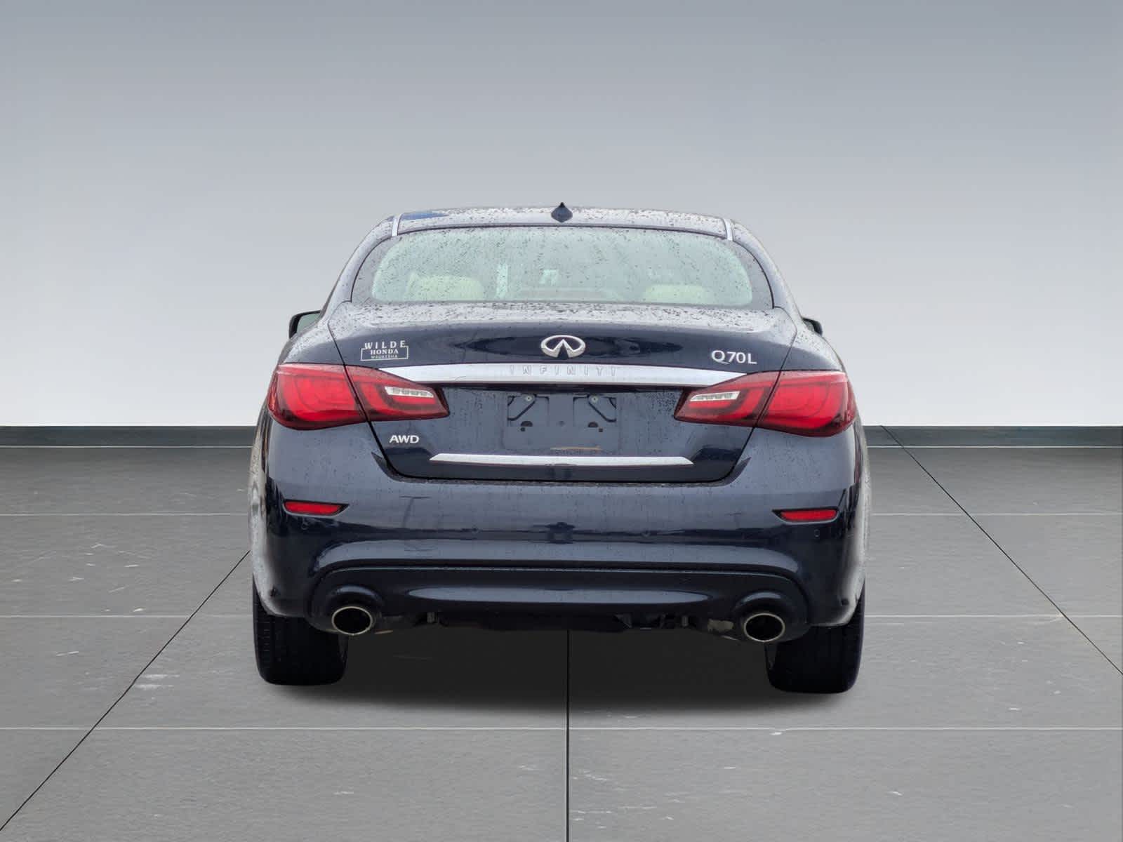 Thumbnail: 2016 INFINITI Q70 - 5