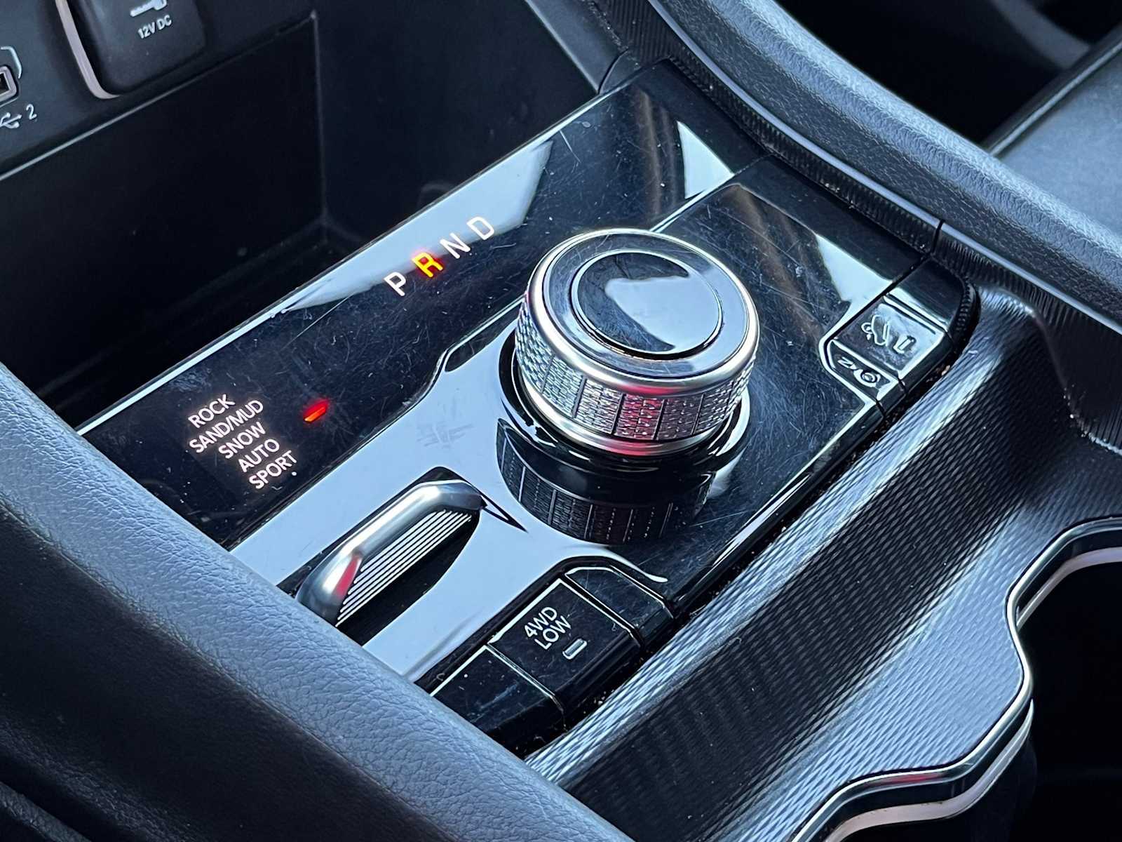 Thumbnail: 2024 Jeep Grand Cherokee - 28