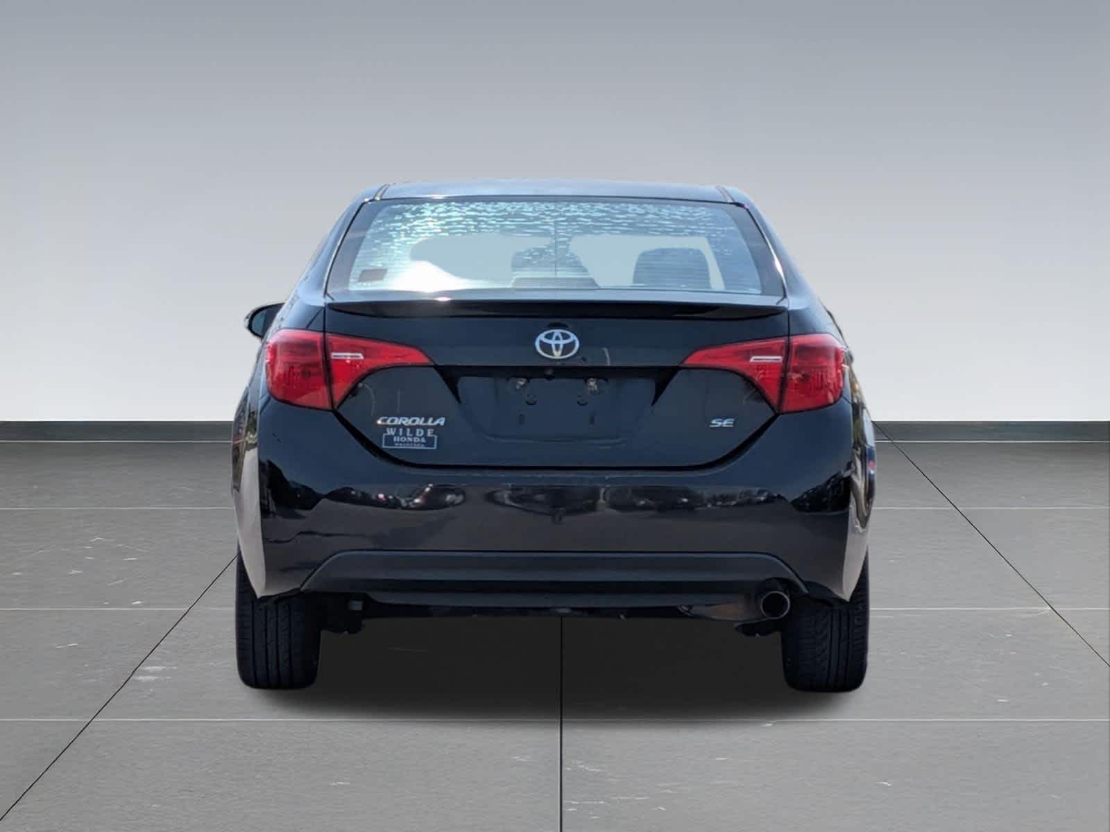 Thumbnail: 2017 Toyota Corolla - 4