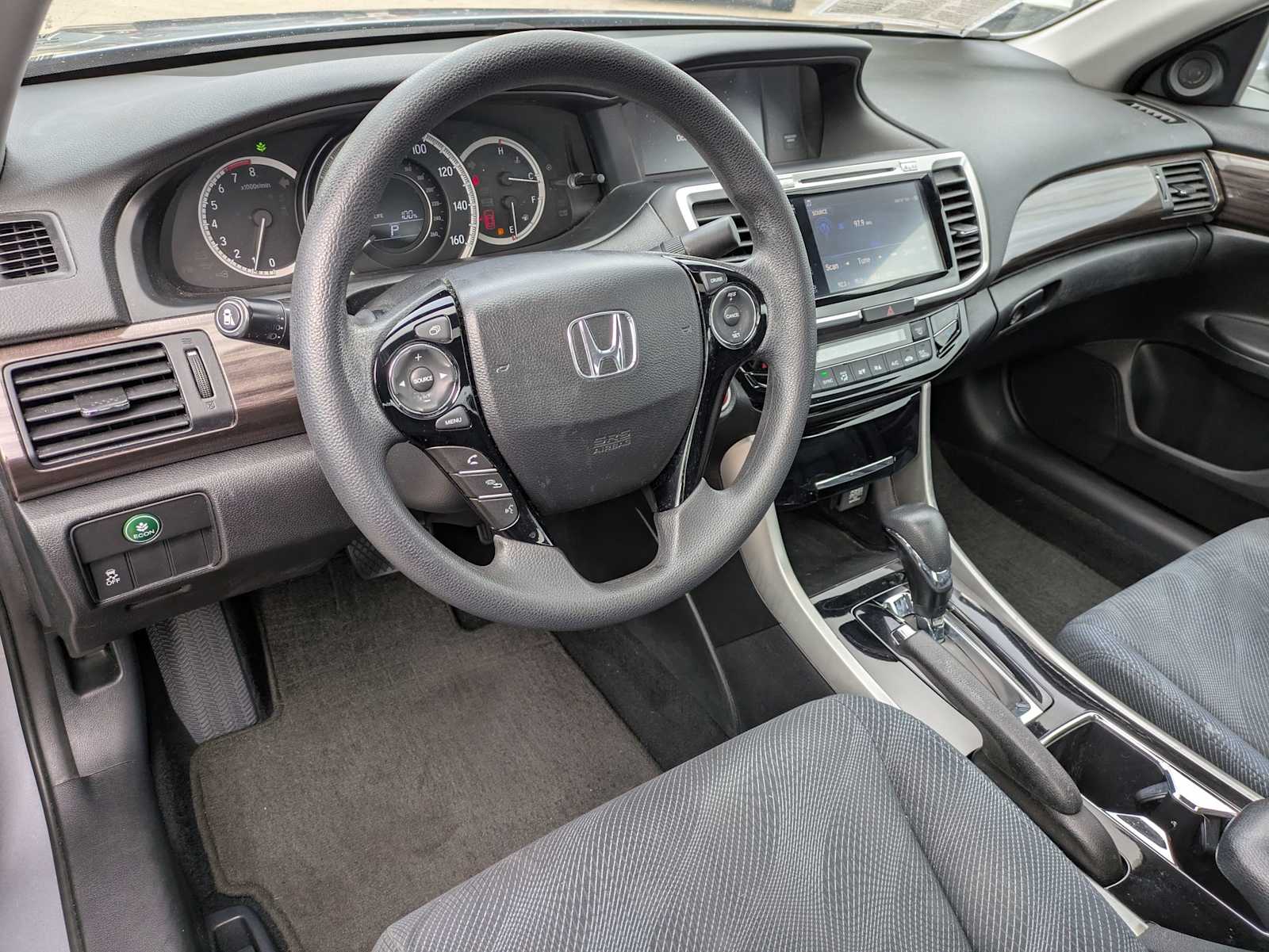2017 Honda Accord EX photo 2