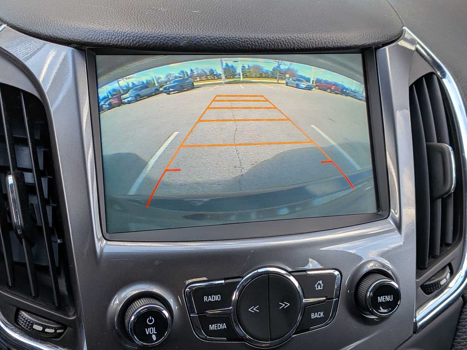 Thumbnail: 2017 Chevrolet Cruze - 28