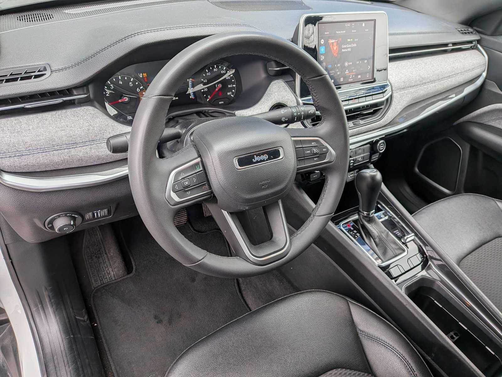Thumbnail: 2025 Jeep Compass - 14