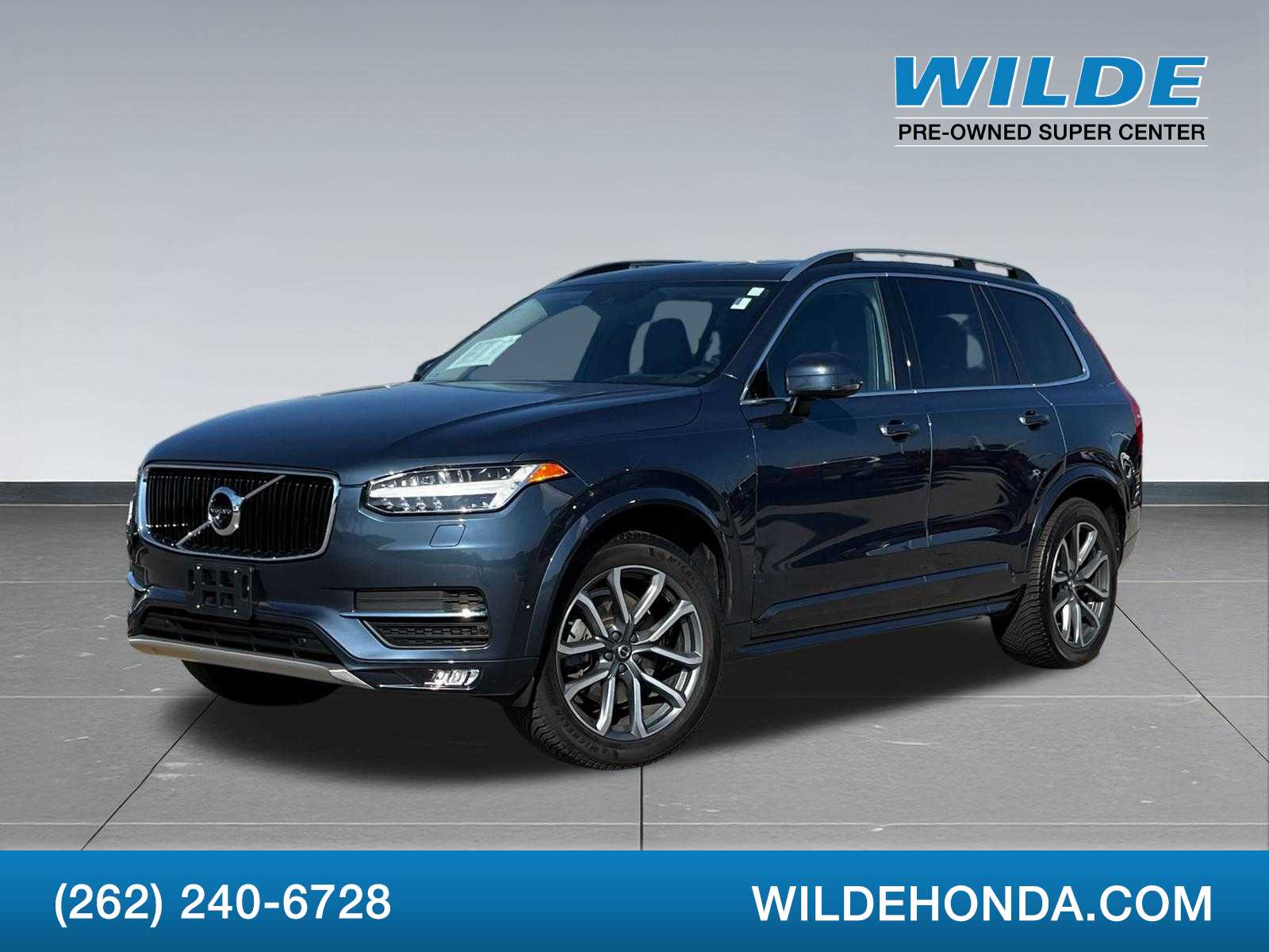 2019 Volvo XC90 T6 Momentum -
                  Waukesha, WI
