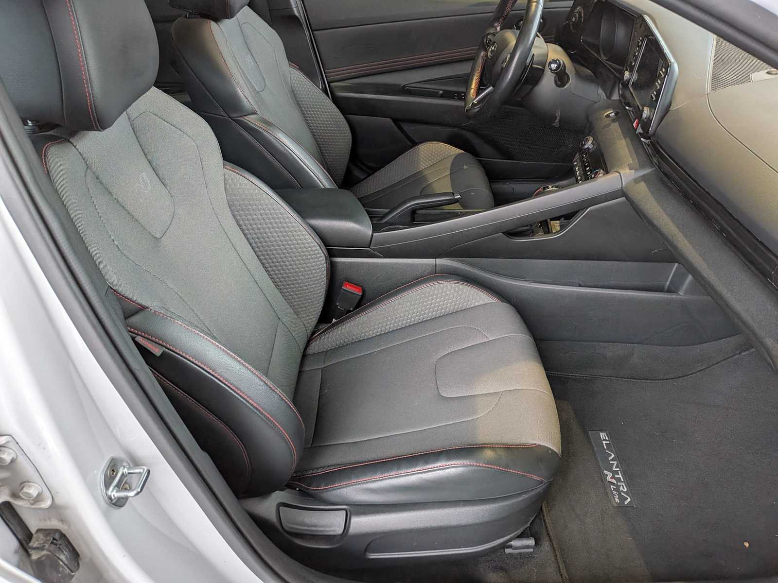 Thumbnail: 2021 Hyundai Elantra - 21