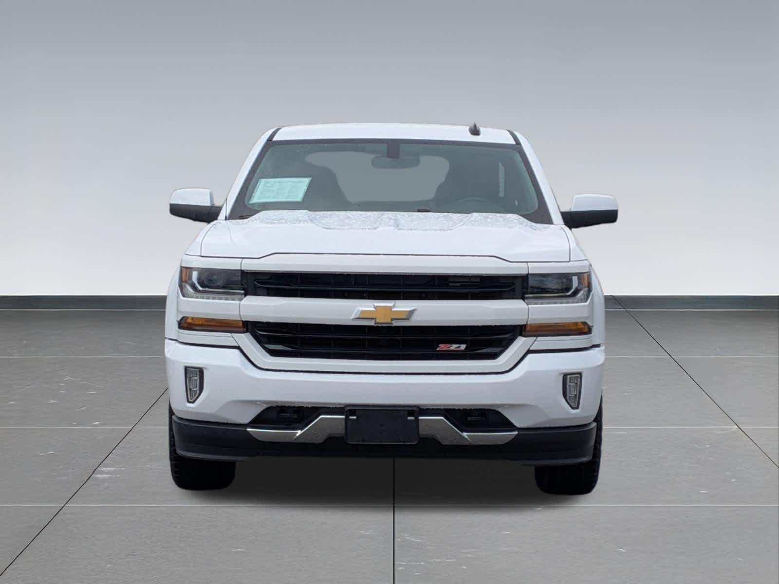 Thumbnail: 2018 Chevrolet Silverado 1500 - 8