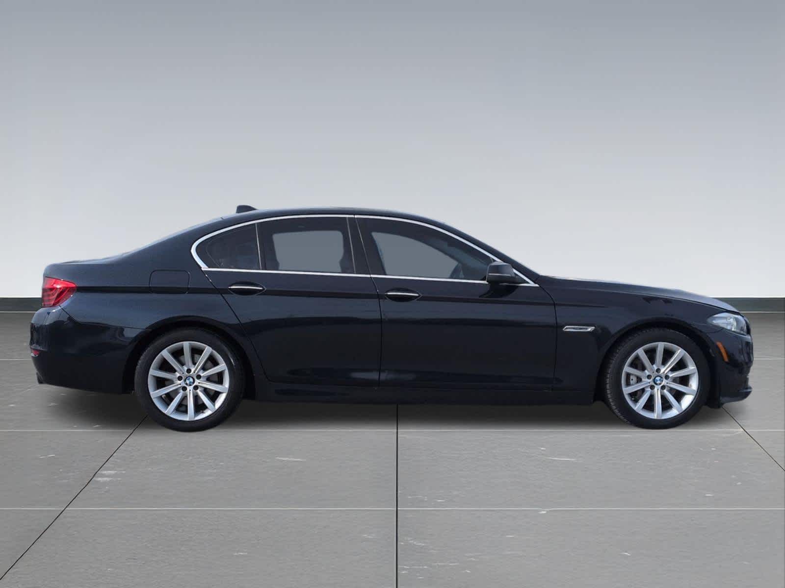 Thumbnail: 2014 BMW 5 Series - 7