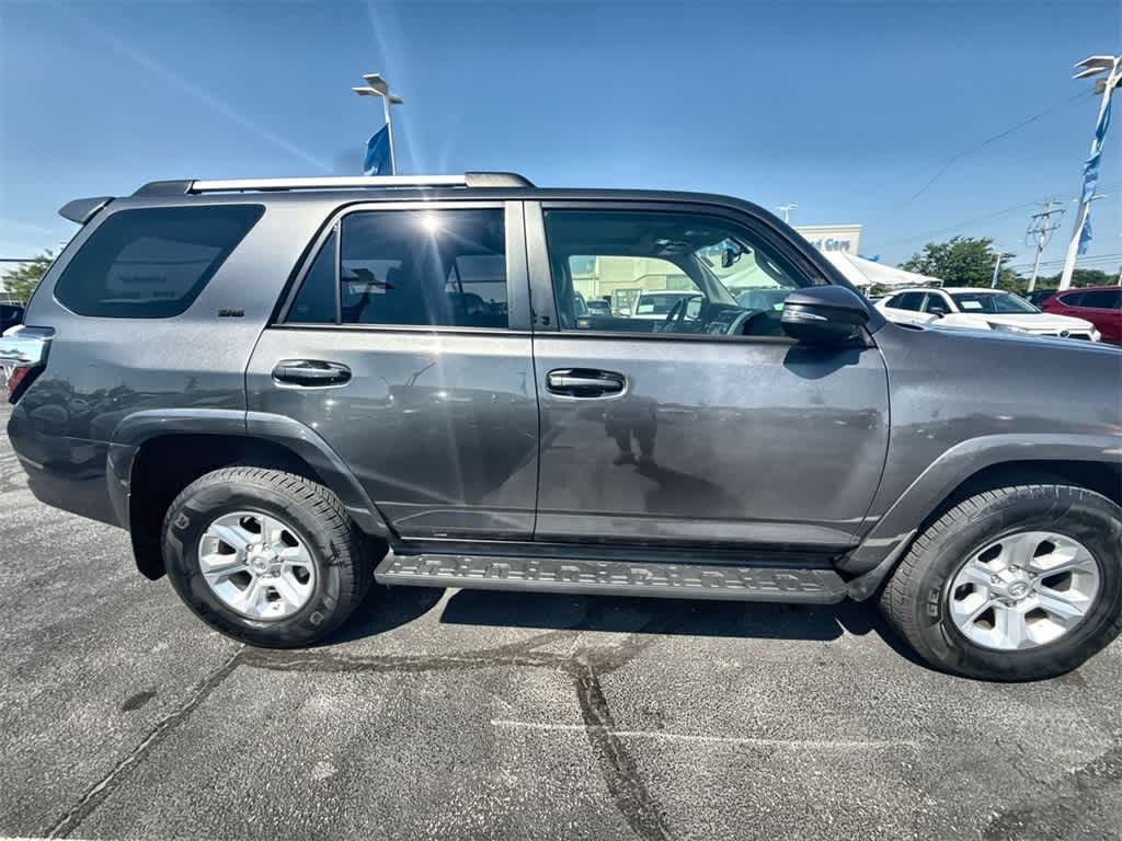 Thumbnail: 2019 Toyota 4Runner - 7