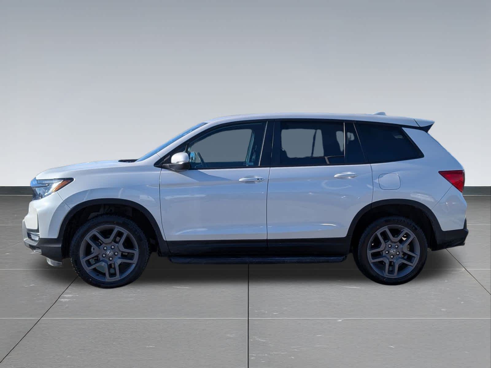 Thumbnail: 2023 Honda Passport - 3
