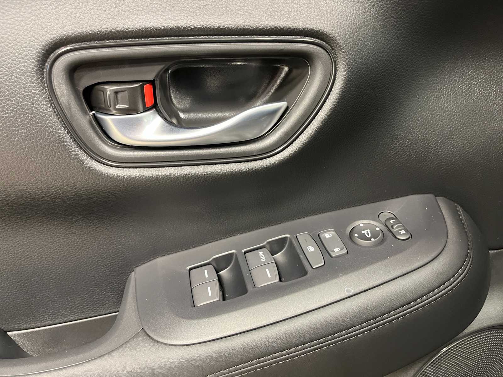 Thumbnail: 2026 Honda HR-V - 10