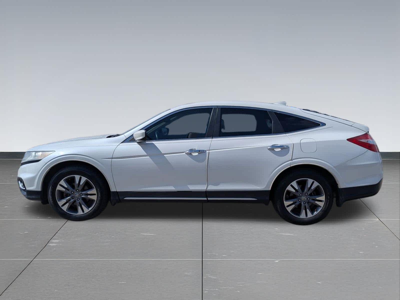Thumbnail: 2013 Honda Crosstour - 2