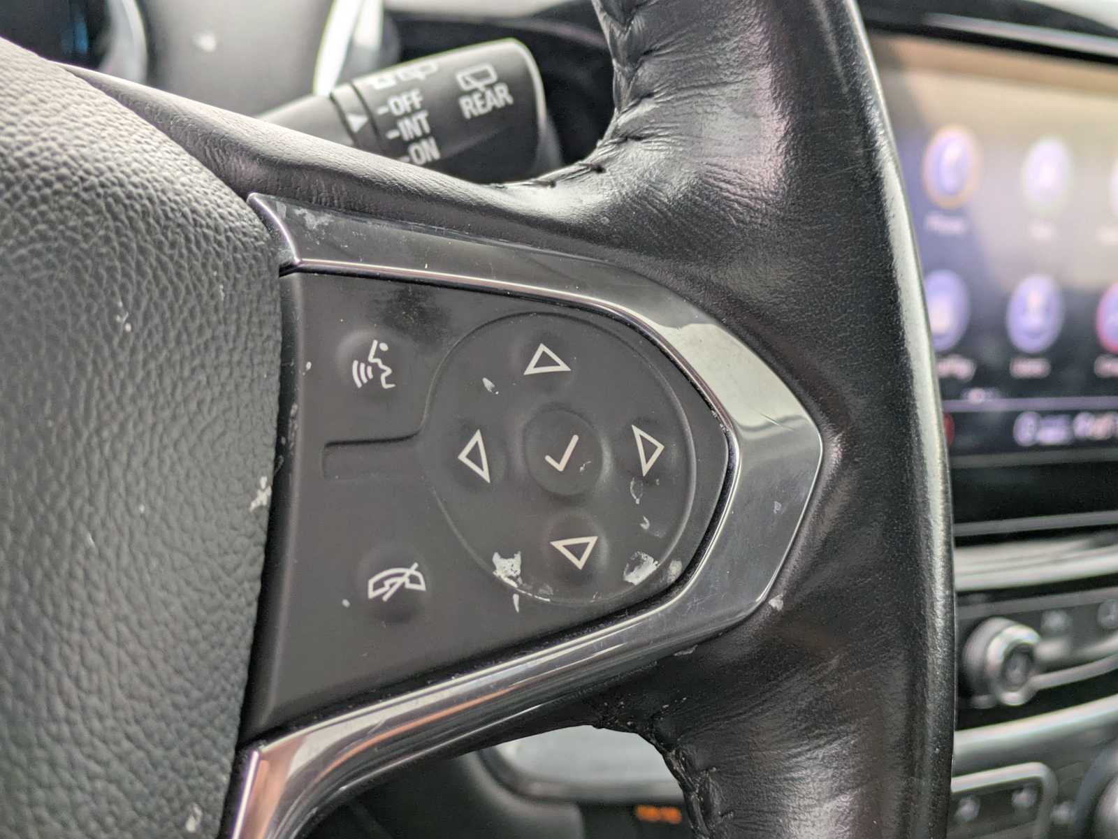 Thumbnail: 2020 Chevrolet Traverse - 25