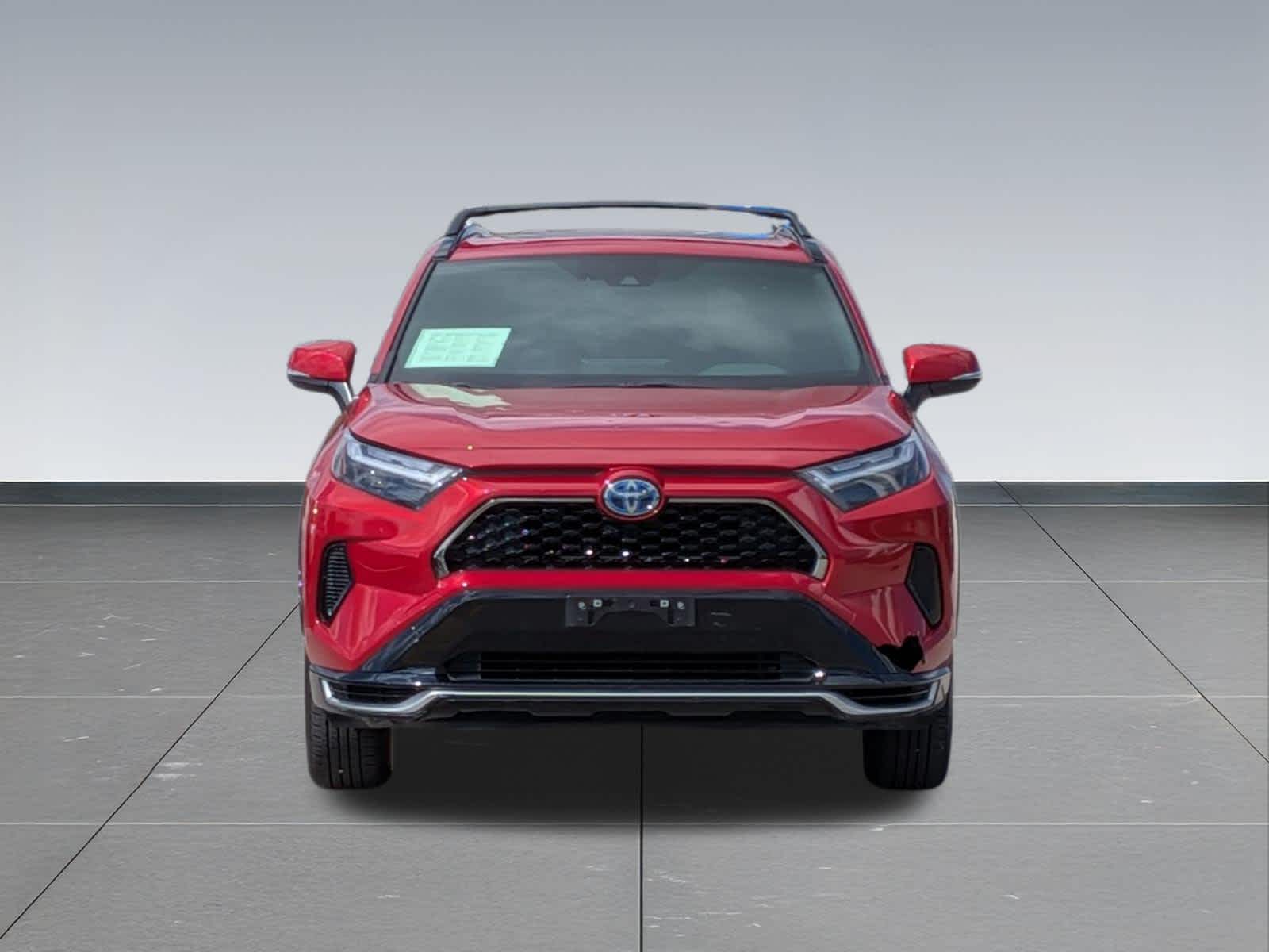Thumbnail: 2022 Toyota RAV4 - 8
