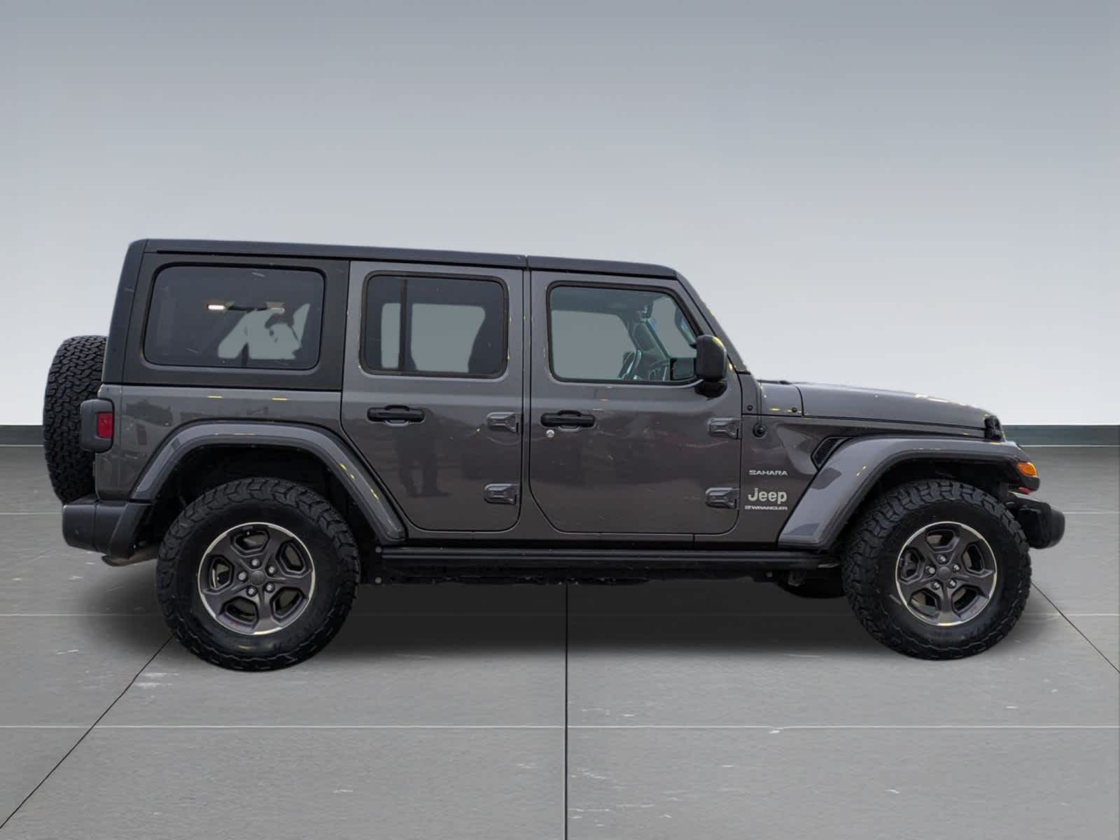 Thumbnail: 2023 Jeep Wrangler - 7