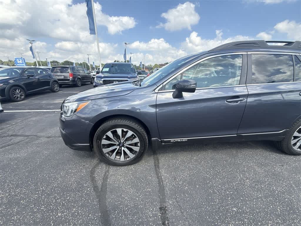 Thumbnail: 2015 Subaru Outback - 3