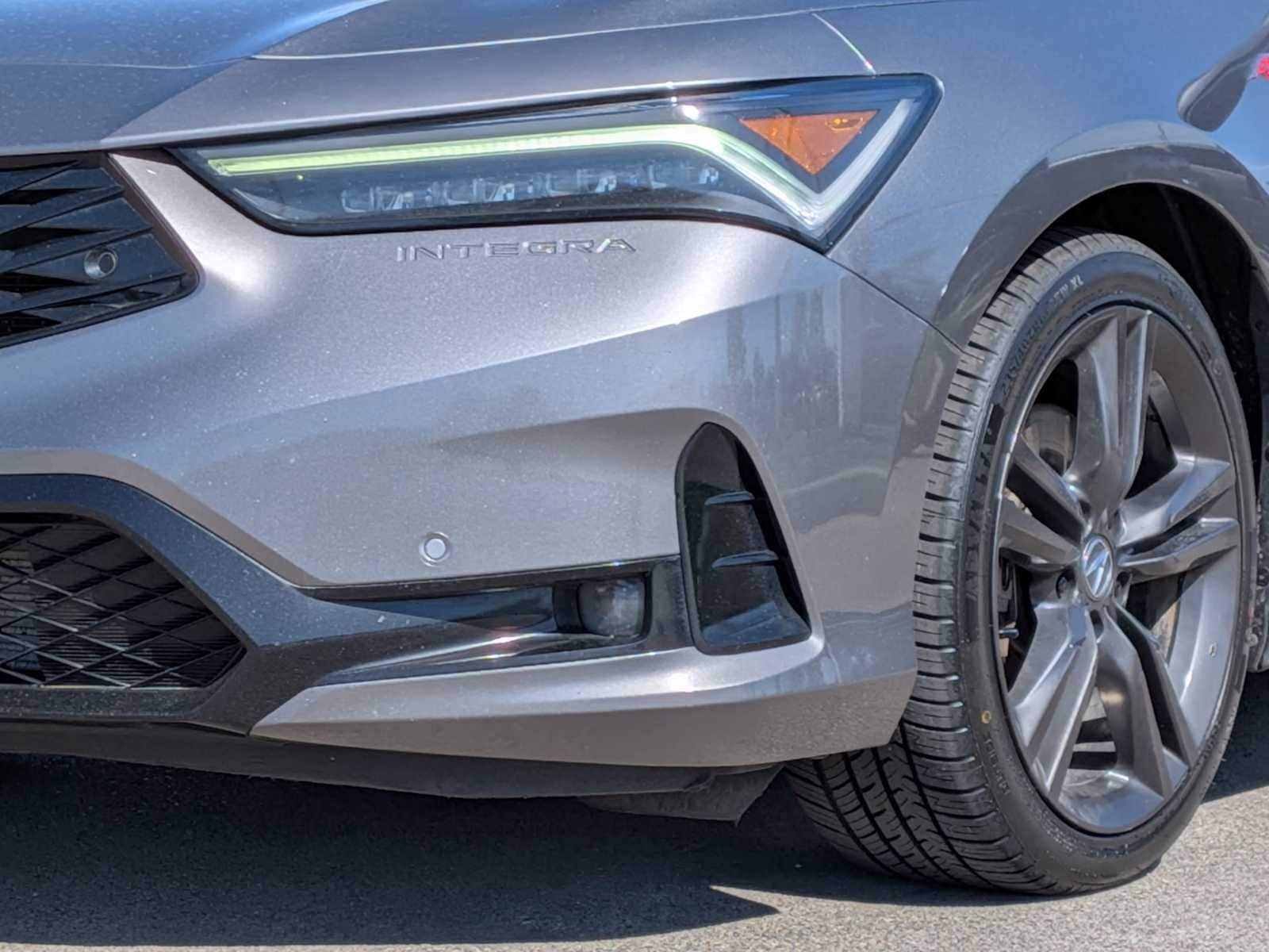 Thumbnail: 2023 Acura Integra - 9