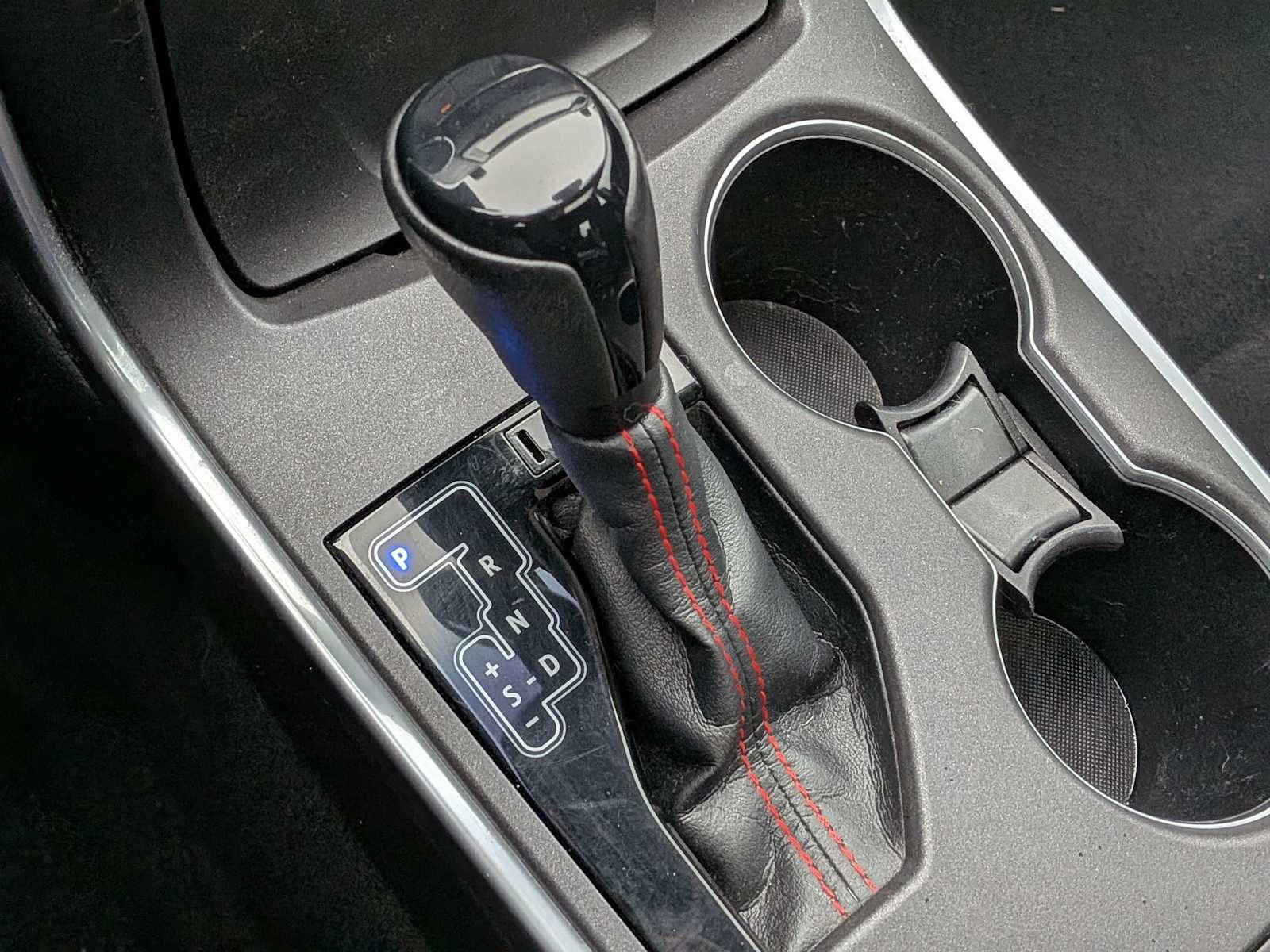 Thumbnail: 2015 Toyota Camry - 31