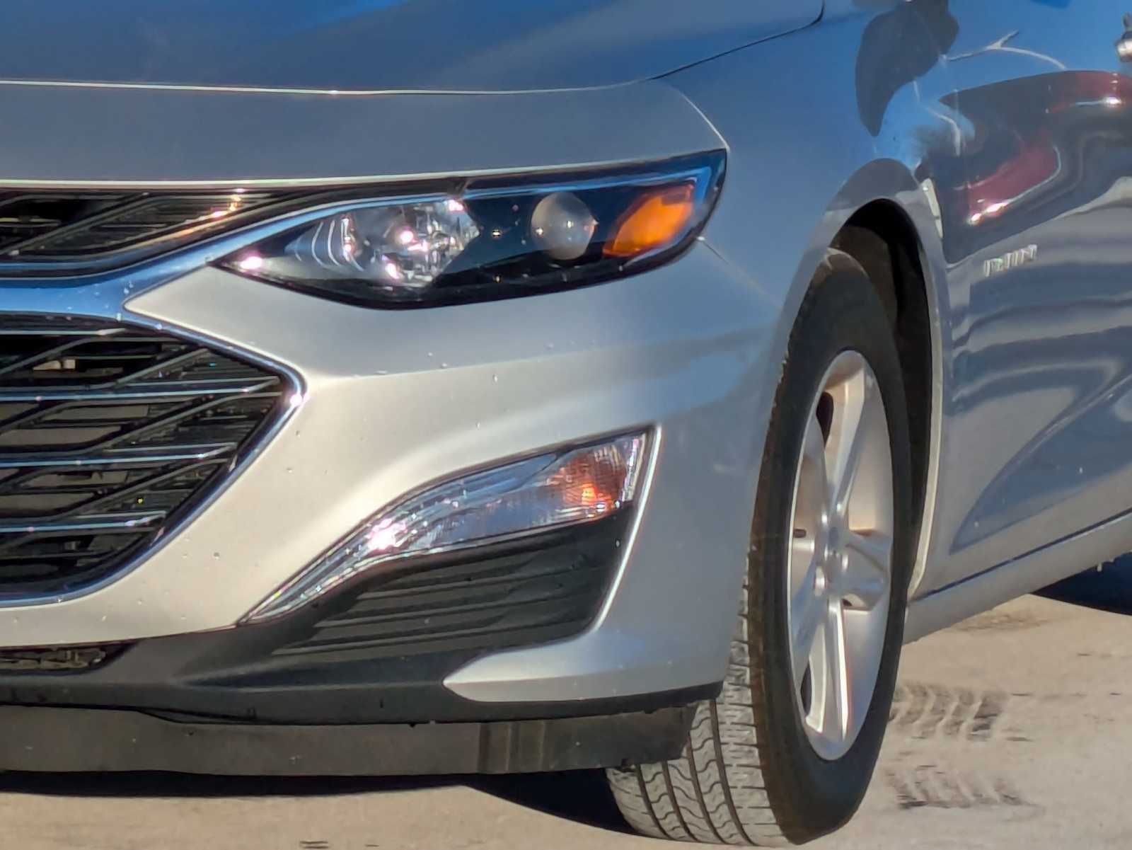 Thumbnail: 2020 Chevrolet Malibu - 9