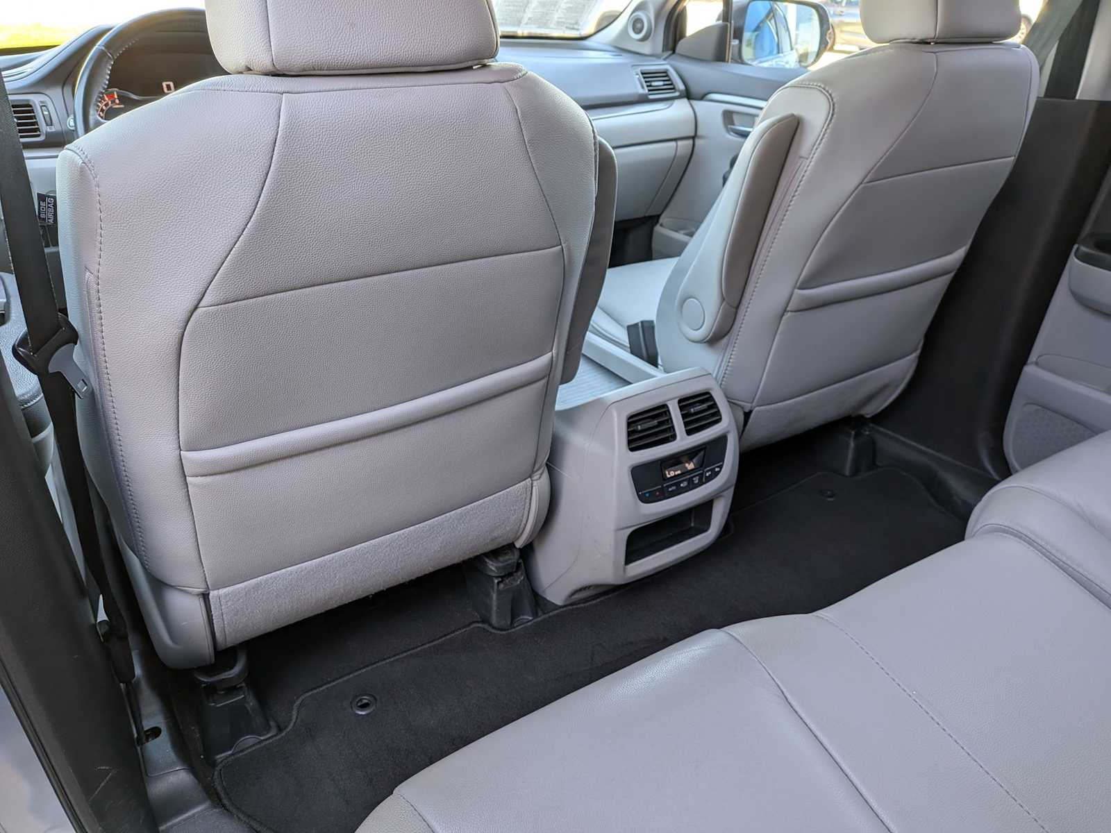 Thumbnail: 2018 Honda Pilot - 18