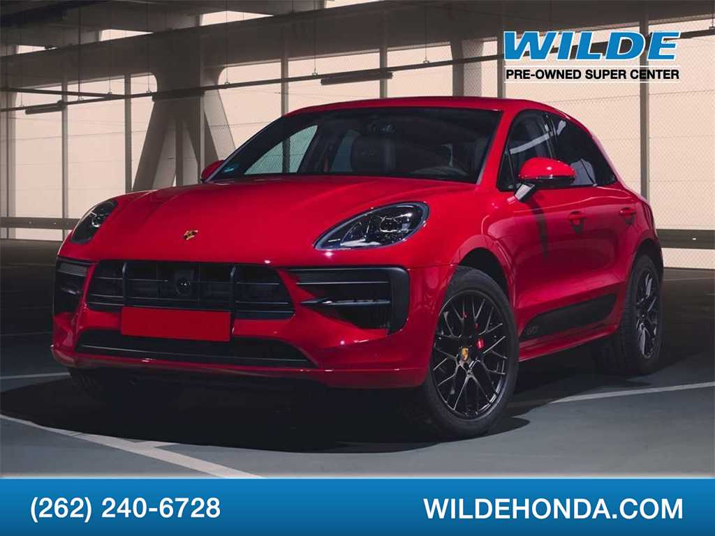 Thumbnail: 2021 Porsche Macan - 1