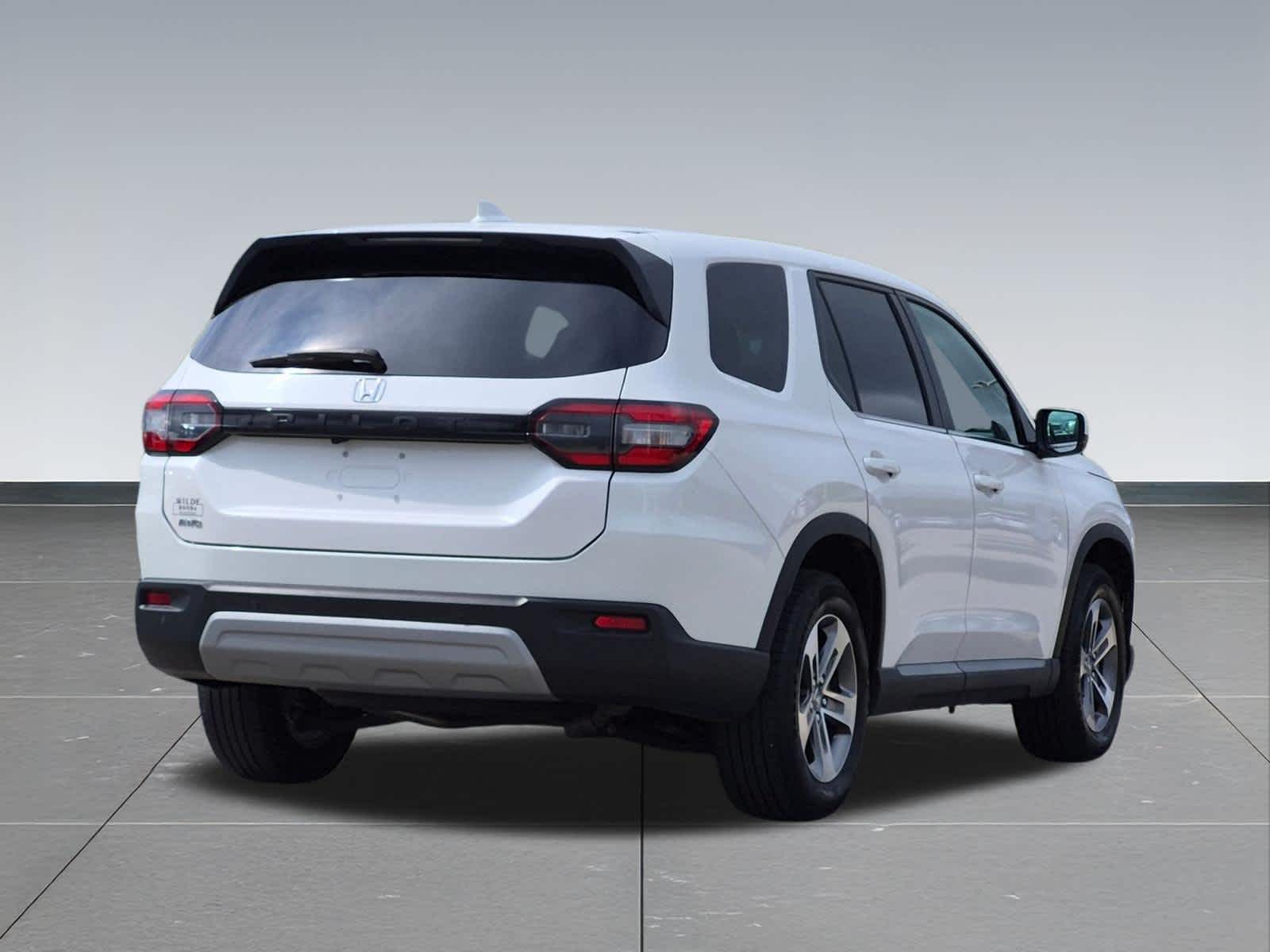 Thumbnail: 2025 Honda Pilot - 8