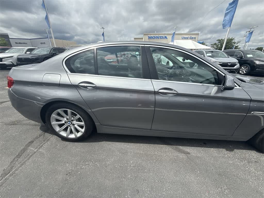 Thumbnail: 2014 BMW 5 Series - 7