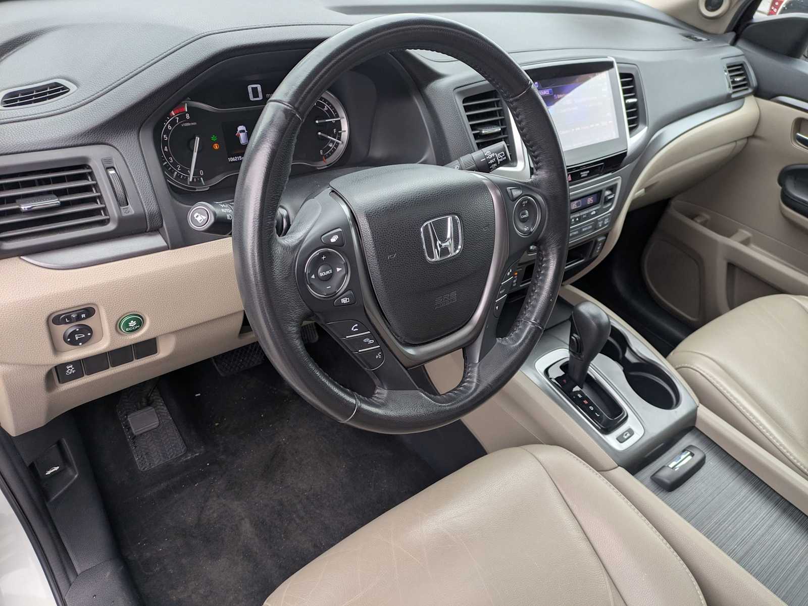 Thumbnail: 2017 Honda Pilot - 2