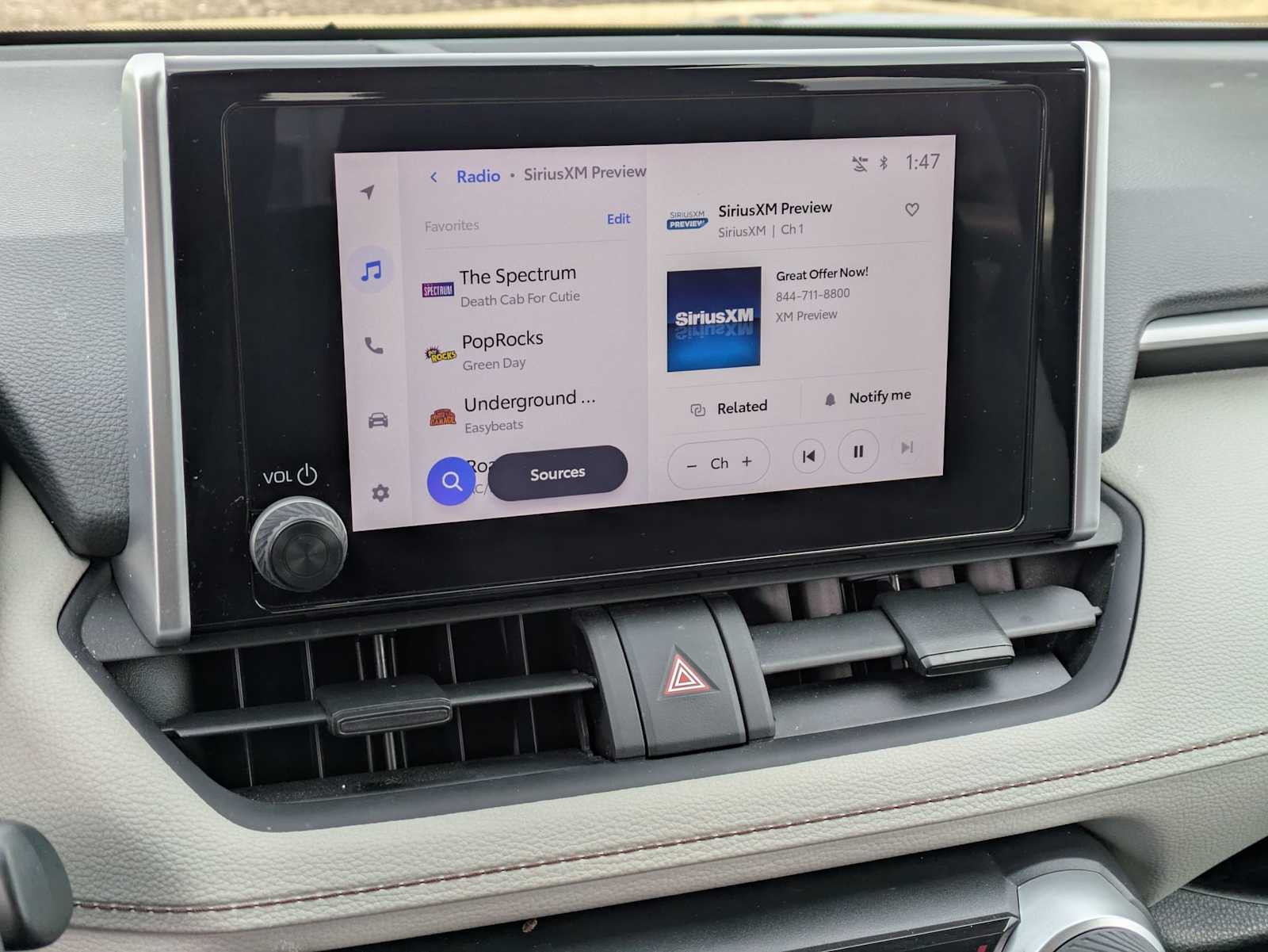 Thumbnail: 2023 Toyota RAV4 - 27