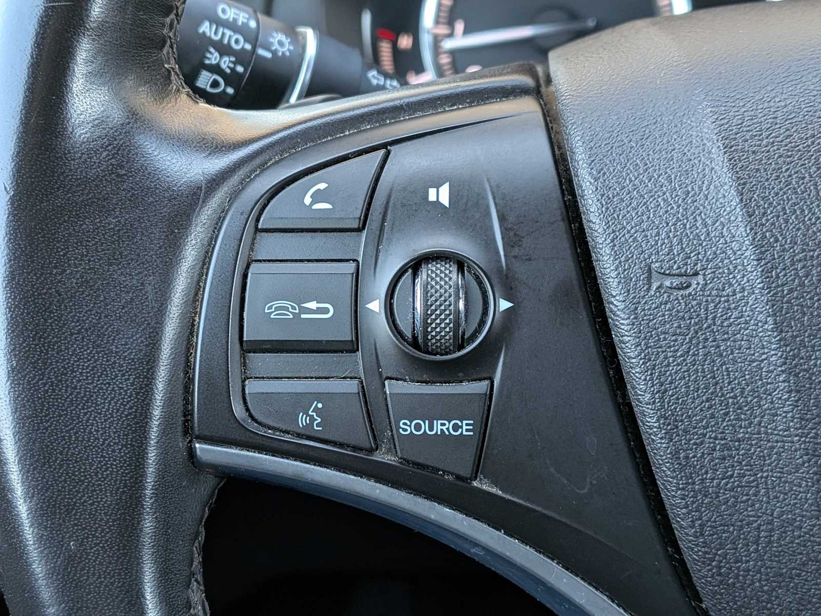 Thumbnail: 2019 Acura MDX - 24