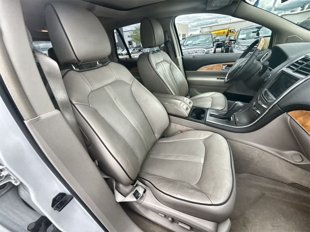 Thumbnail: 2012 Lincoln MKX - 21