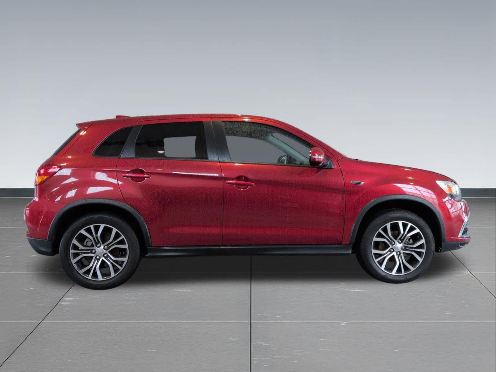 Thumbnail: 2018 Mitsubishi Outlander Sport - 7