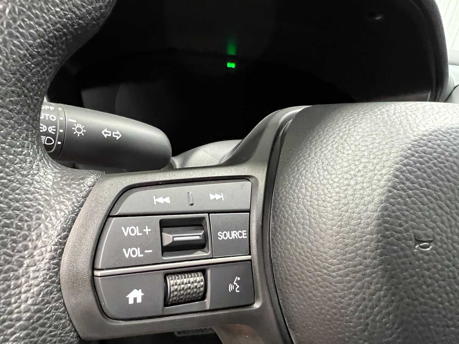 2025 Honda HR-V LX 17