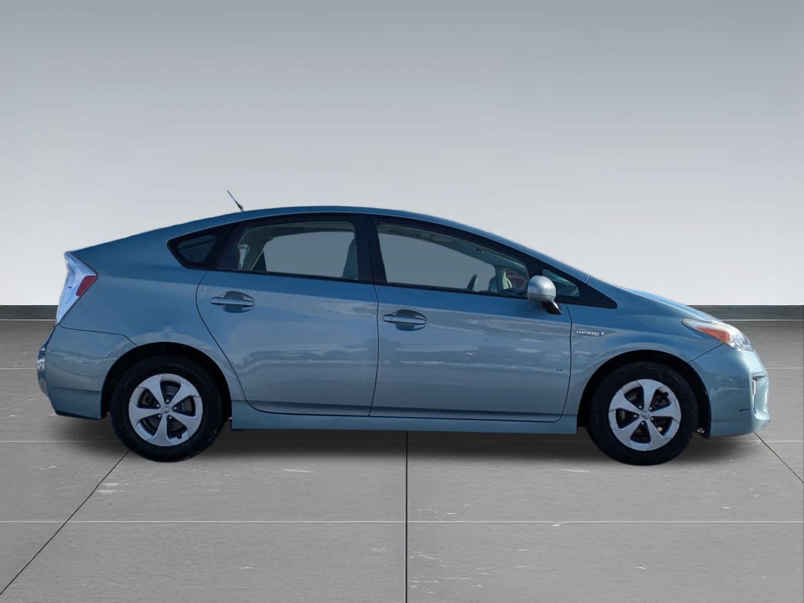 Thumbnail: 2014 Toyota Prius - 7