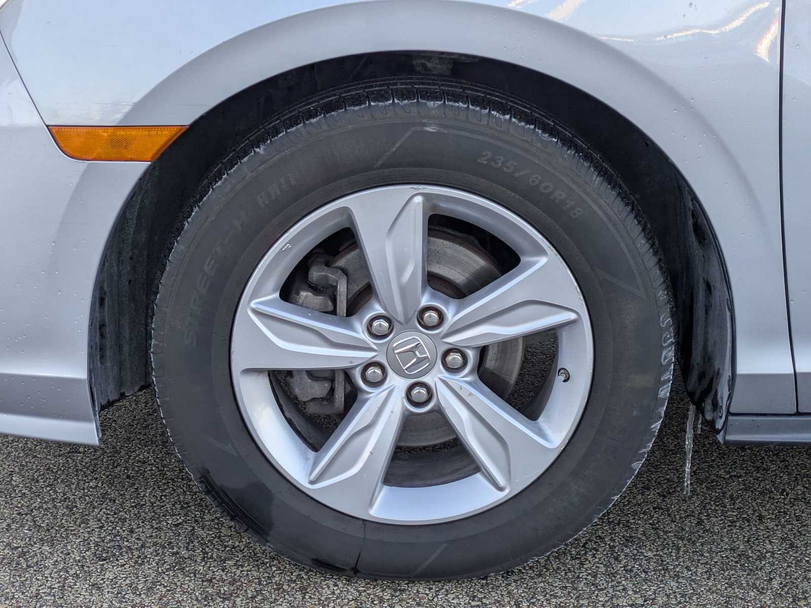 Thumbnail: 2019 Honda Odyssey - 13