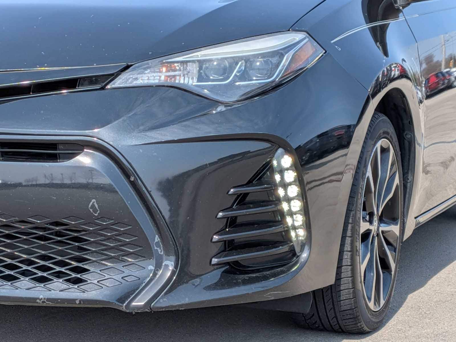 Thumbnail: 2017 Toyota Corolla - 10