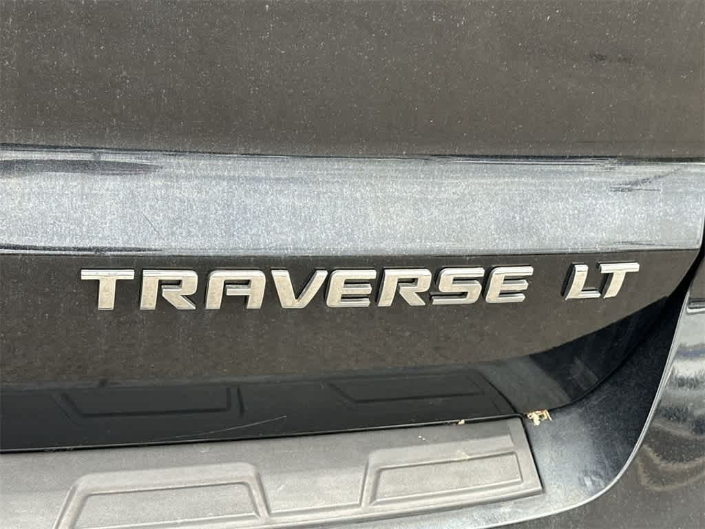 2016 Chevrolet Traverse LT 11