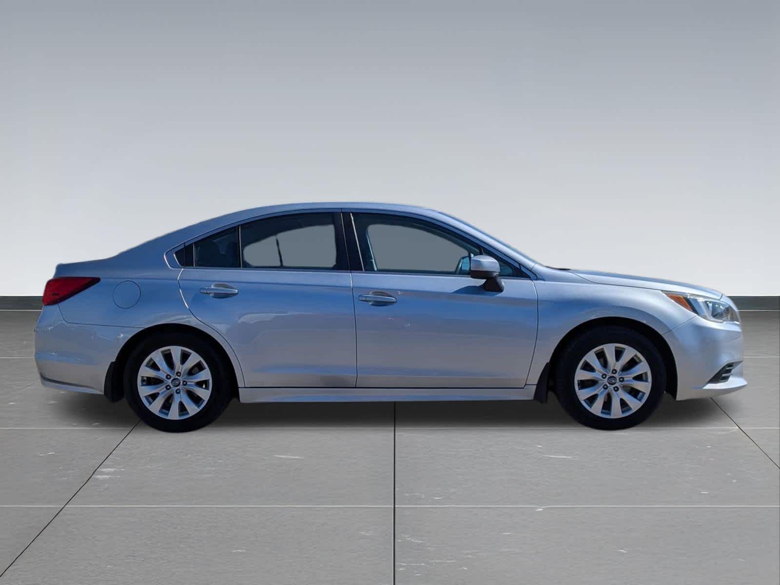Thumbnail: 2015 Subaru Legacy - 6