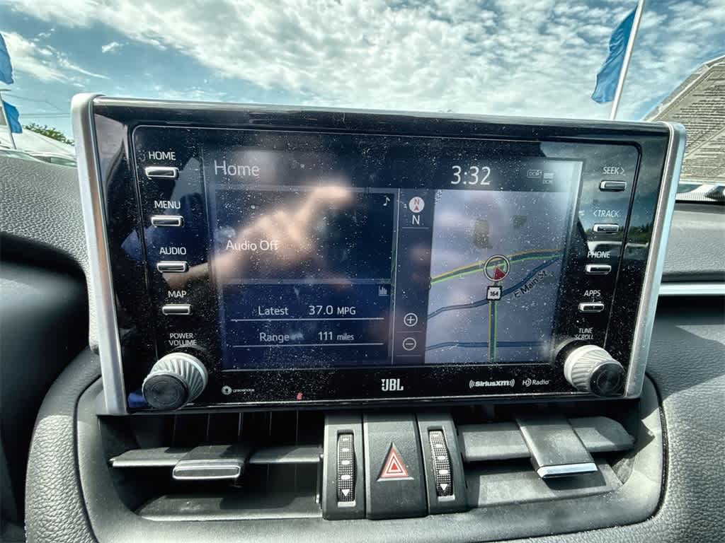Thumbnail: 2021 Toyota RAV4 - 28